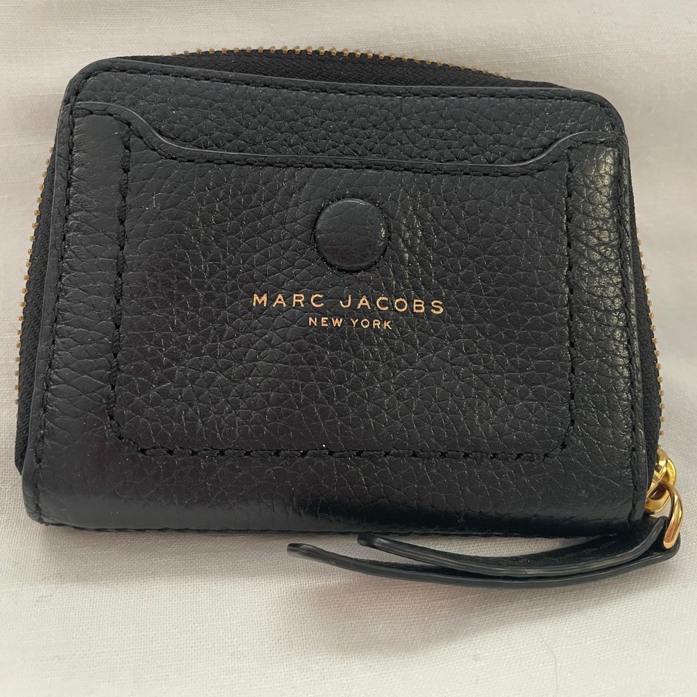Marc Jacobs Black Pebbled Leather Zip Around Coin Pouch Card Case #623